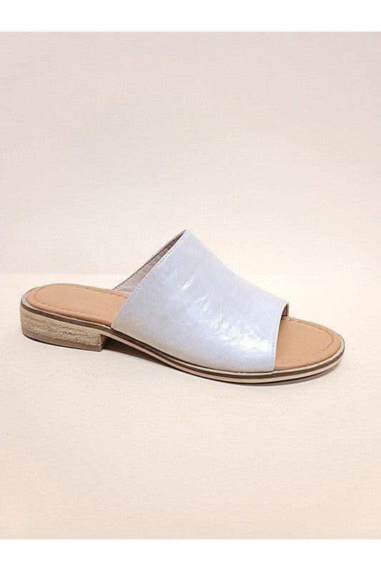 Levi Sandals in CREAM - Sandals photo