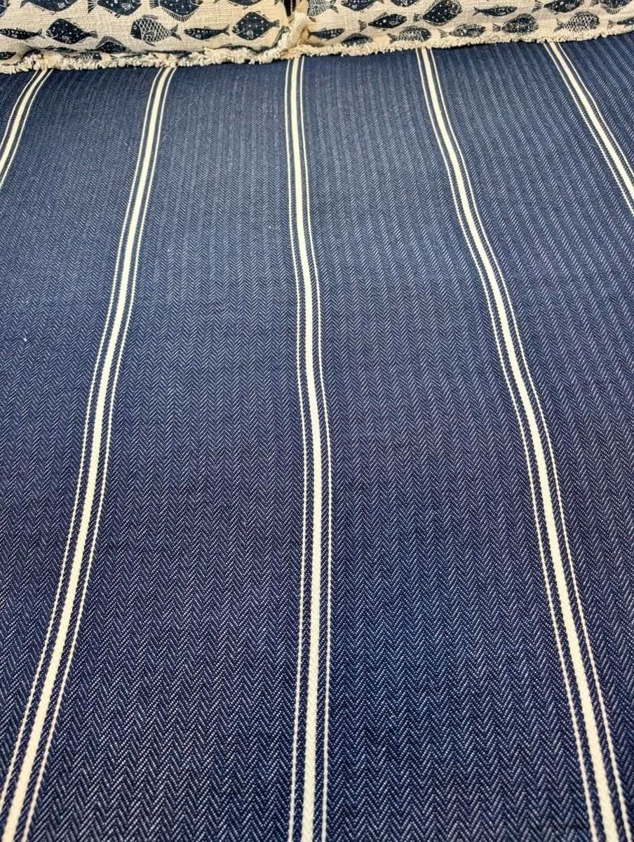 Midnight Stripe Bedspread - Elegant, Breathable & Timeless Turkish Cotton in - Blanket photo