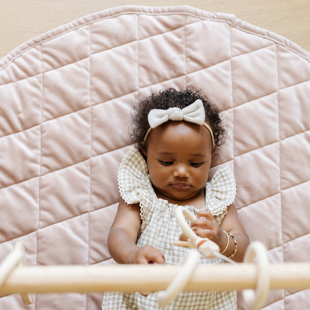MINKY PLAY MAT in Cameo - photo