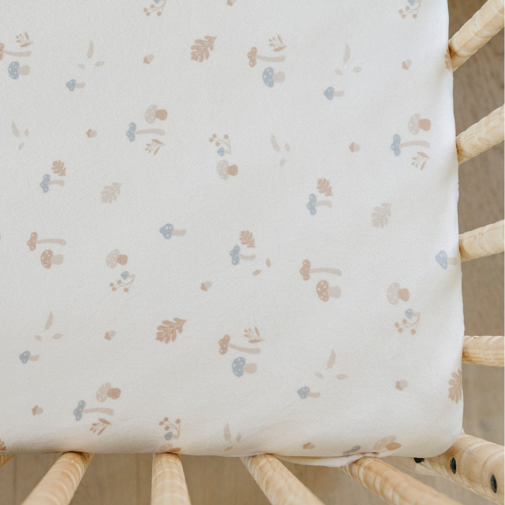 MINKY STRETCH LUXE CRIB SHEETS in - photo