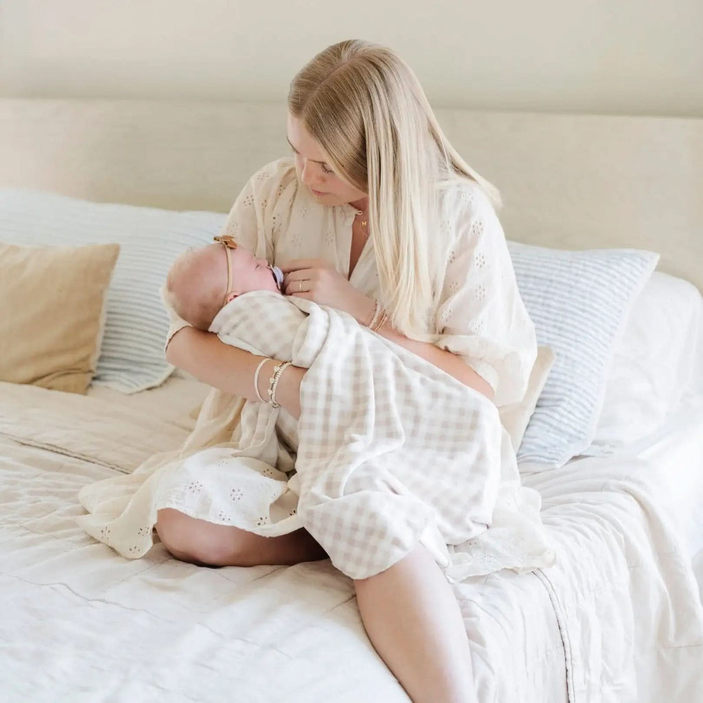 Saranoni Minky Stretch Luxe Swaddle/Blanket in - photo