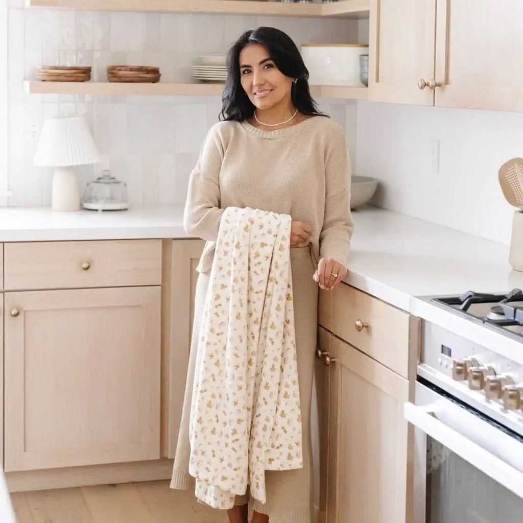 MINKY STRETCH THROW BLANKETS - SwagglyLife Home & Fashion