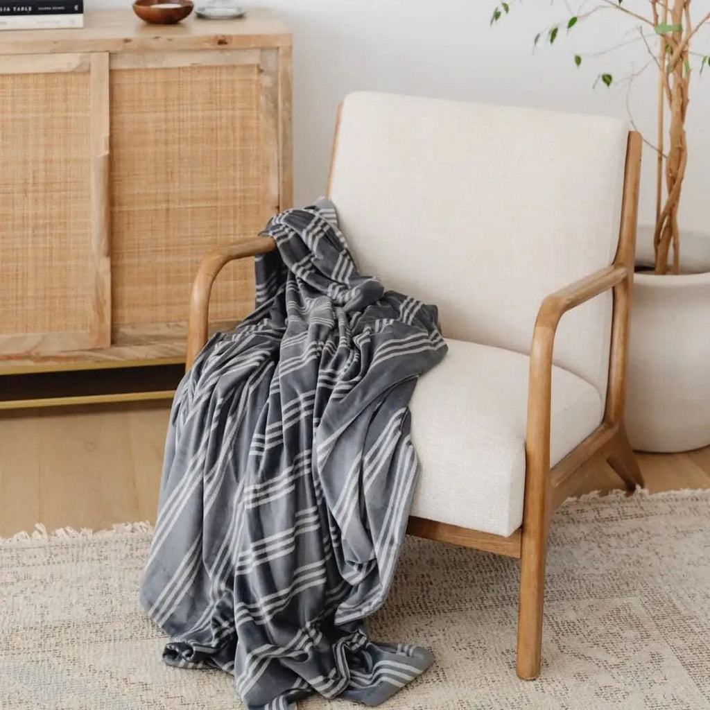 MINKY STRETCH THROW BLANKETS - SwagglyLife Home & Fashion