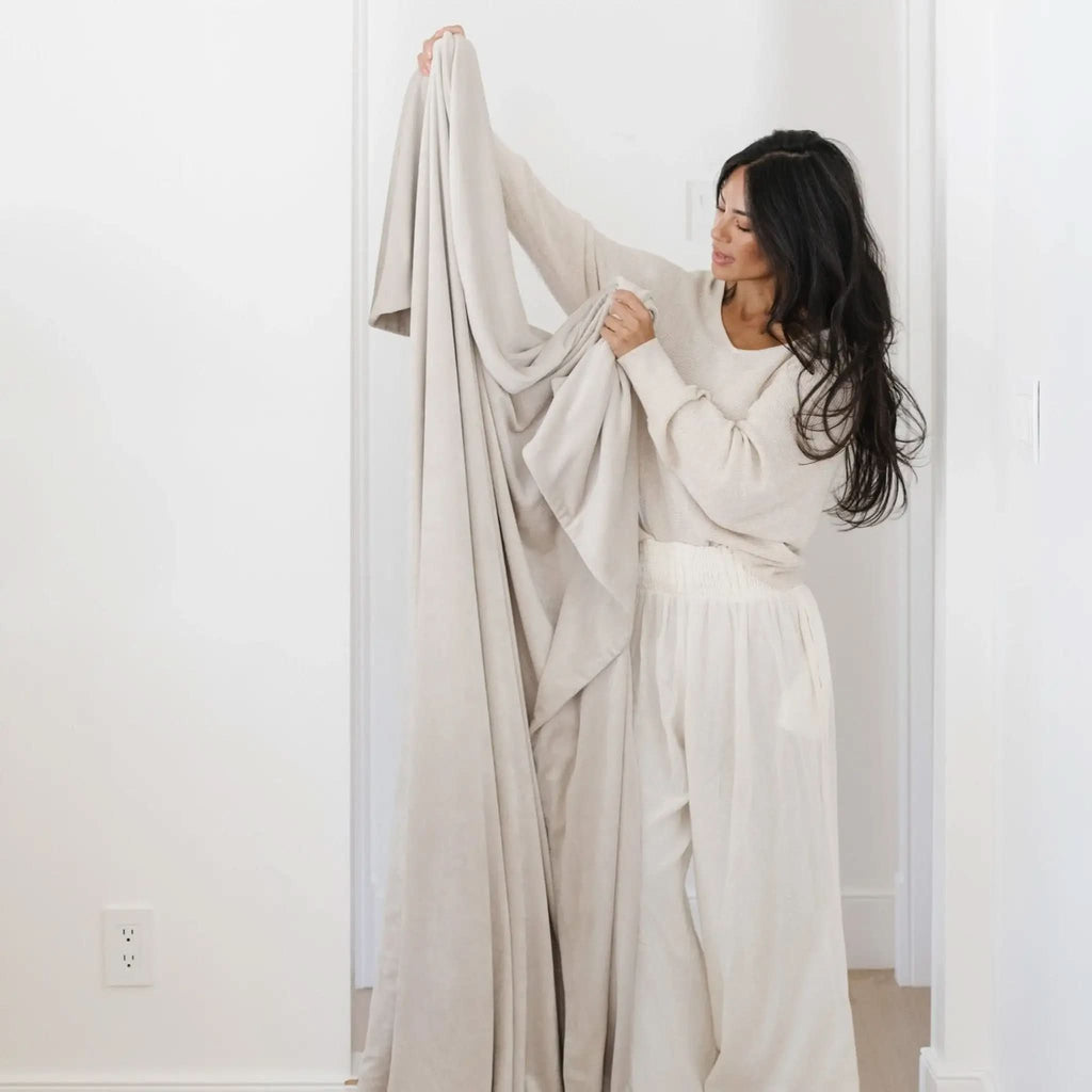 Saranoni Minky Stretch XL Throw Blankets - SwagglyLife Home & Fashion