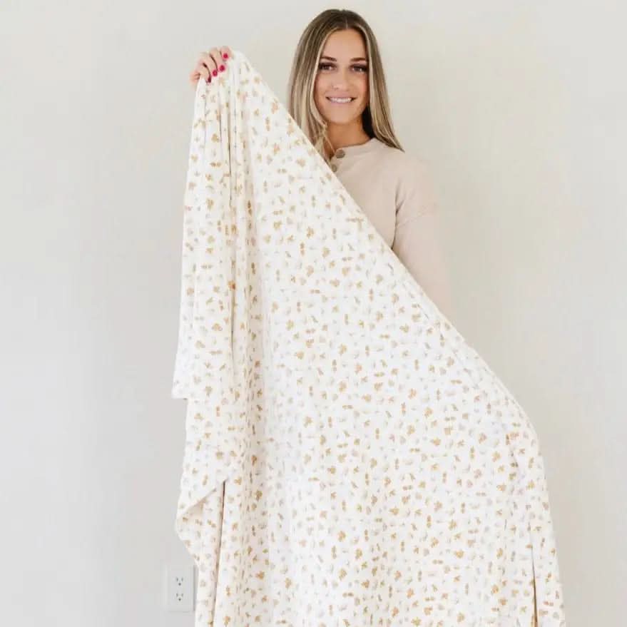Saranoni Minky Stretch XL Throw Blankets - SwagglyLife Home & Fashion