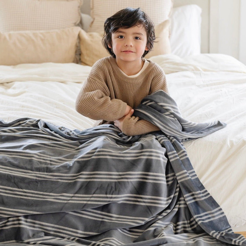 MINKY STRETCH XL THROW BLANKETS in - photo