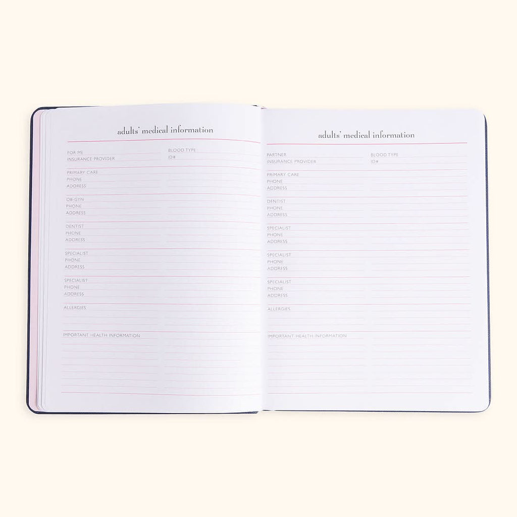 Mom Agenda Desktop 12-Month Planner 2026 in - retail photo