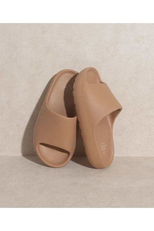 OASIS SOCIETY Wyatt Comfort Slides in - Shoes photo