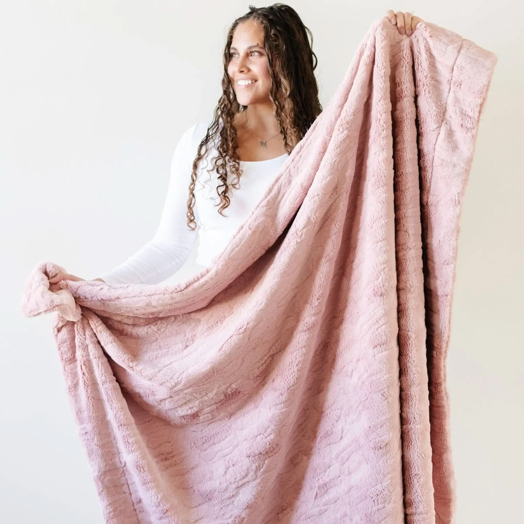 PATTERNED FAUX FUR XL THROW BLANKETS - SwagglyLife Home & Fashion