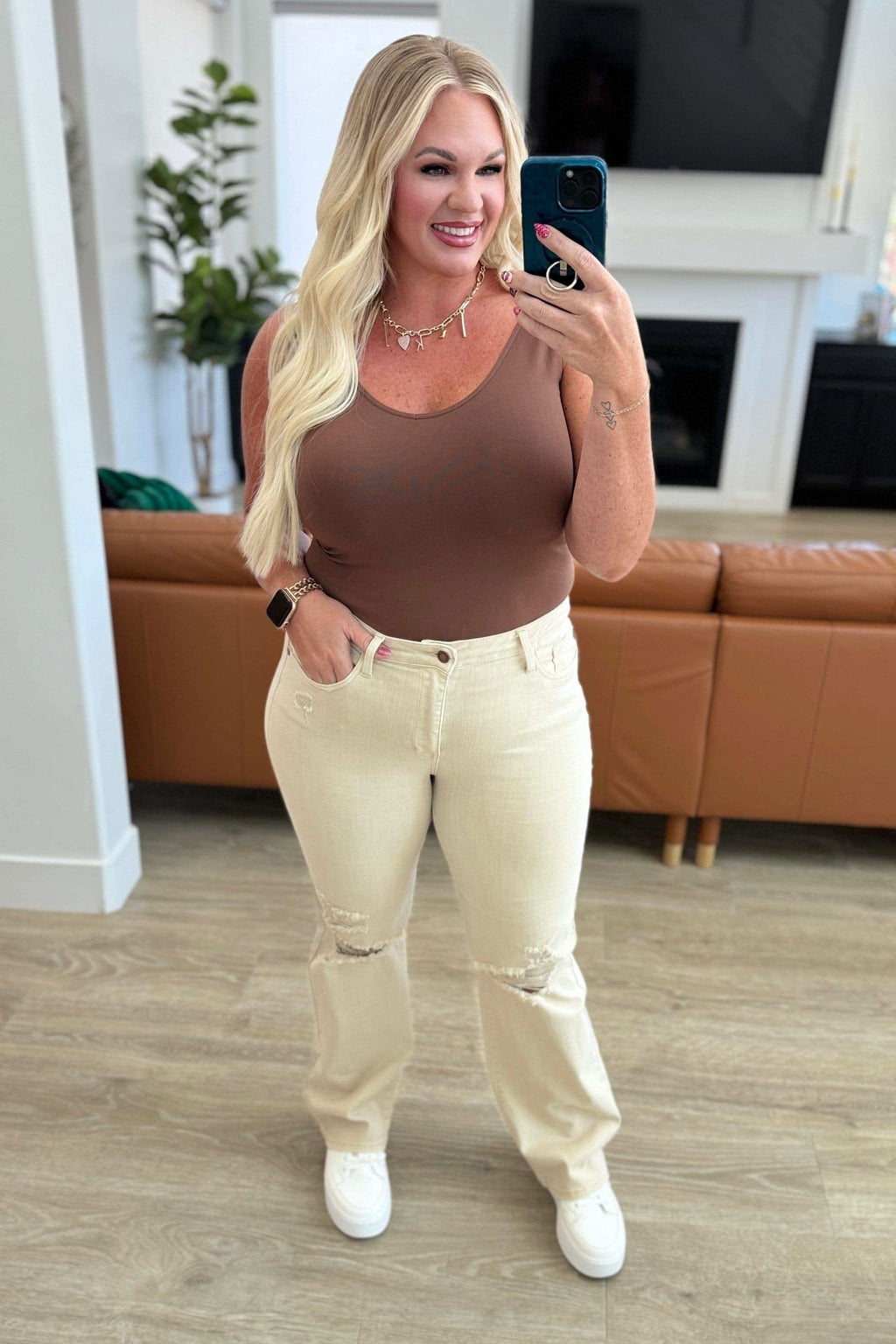 Selena High Rise Distressed 90's Straight Jeans in Bone in 24W - Pants photo