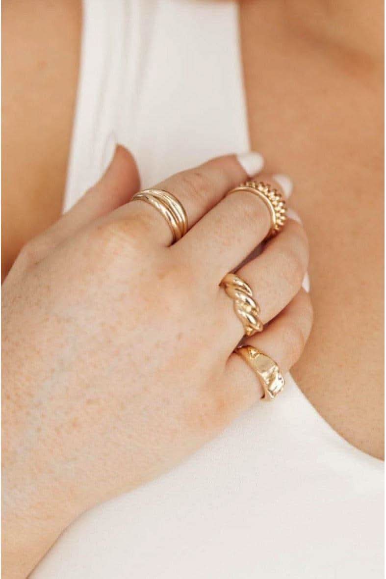 Summer Days Ring Set in Gold - Rings photo