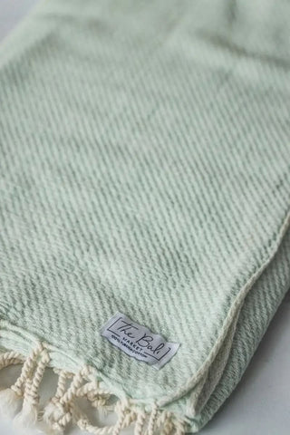 Waffle Weave Turkish Bath Towel – 40”x70” Organic Cotton, Soft & Absorbent - SwagglyLife Home & Fashion Waffle Weave Turkish Bath Towel – 40”x70” Organic Cotton, Soft & Absorbent - SwagglyLife Home & Fashion