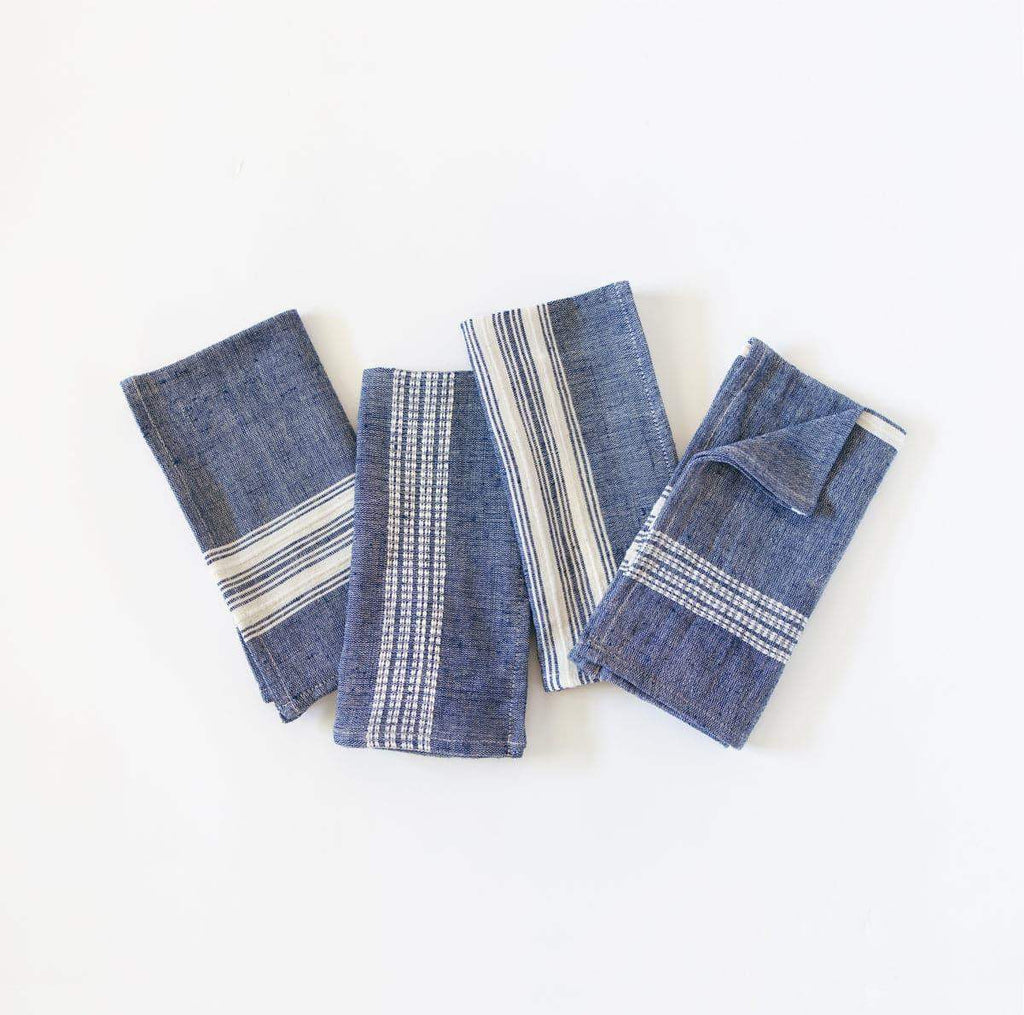 Aden Cotton Dinner Napkin in Navy with Natural Set of 4 - Cloth Napkins photo