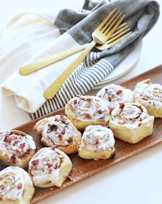 Chesapeake Cotton Tea Towel in - Kitchen Towels photo