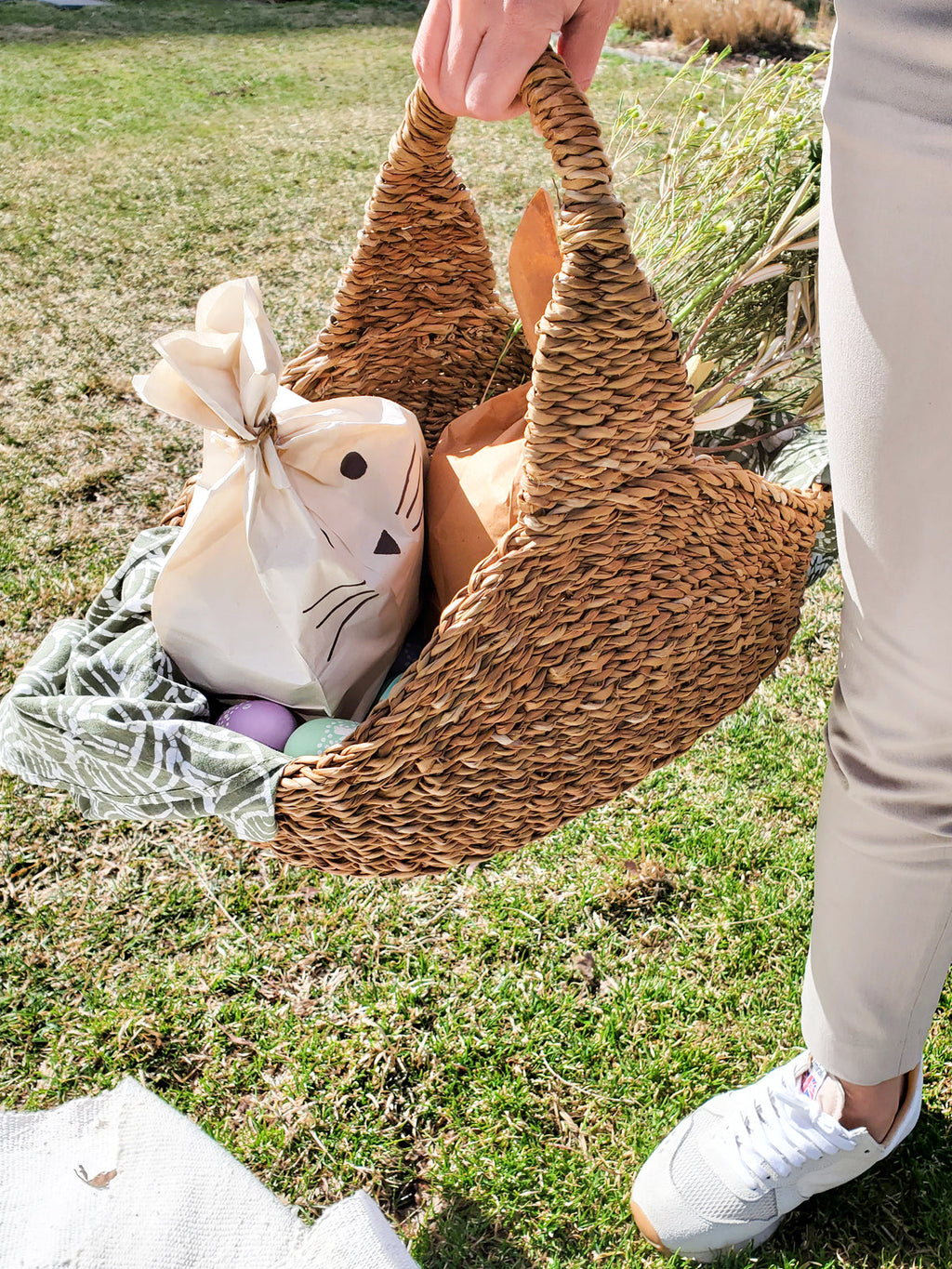Savar Picnic Basket in - STORAGE photo