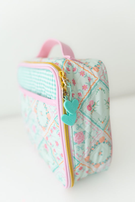 *PREORDER* Quilted Lunchbox ~ Petal Patchwork in - photo
