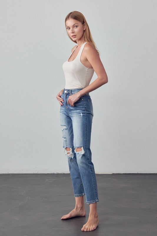 HIGH RISE GIRLFRIEND JEANS in - photo