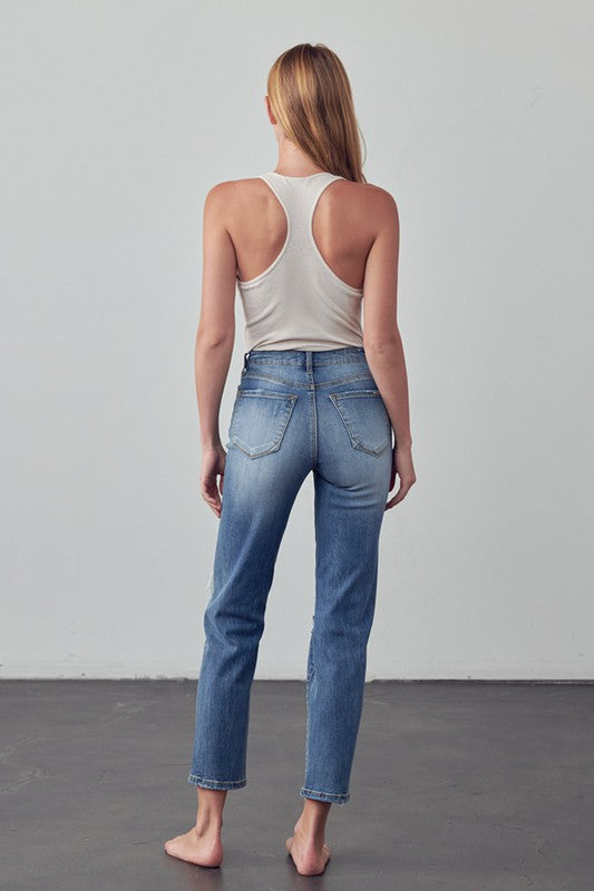 HIGH RISE GIRLFRIEND JEANS in - photo