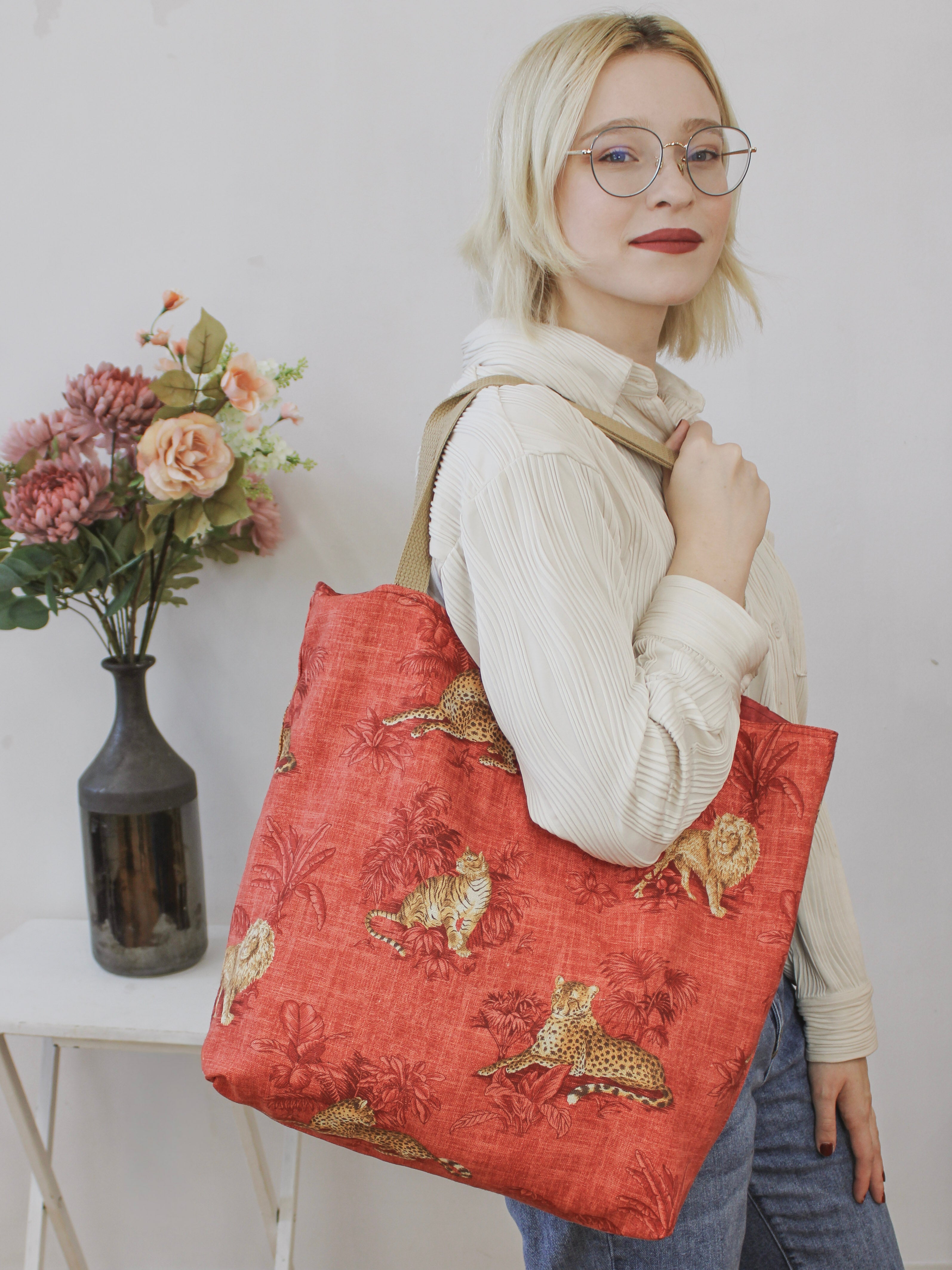 Ash & Rose Jungle Toile Tote Bag in - tote bag photo