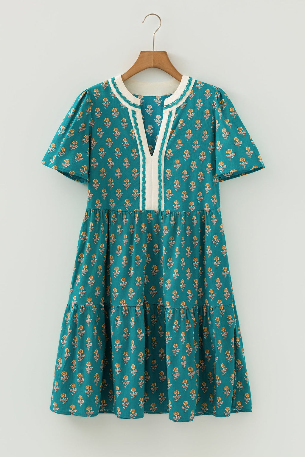 Clover Short Sleeve Floral Dress in - Floral Dresses photo