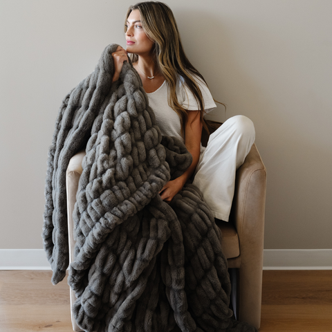 Saranoni Double Ruched Faux Fur Throw Blankets in Cobblestone - photo