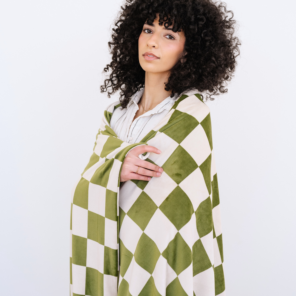 MINKY STRETCH XL THROW BLANKETS in - photo