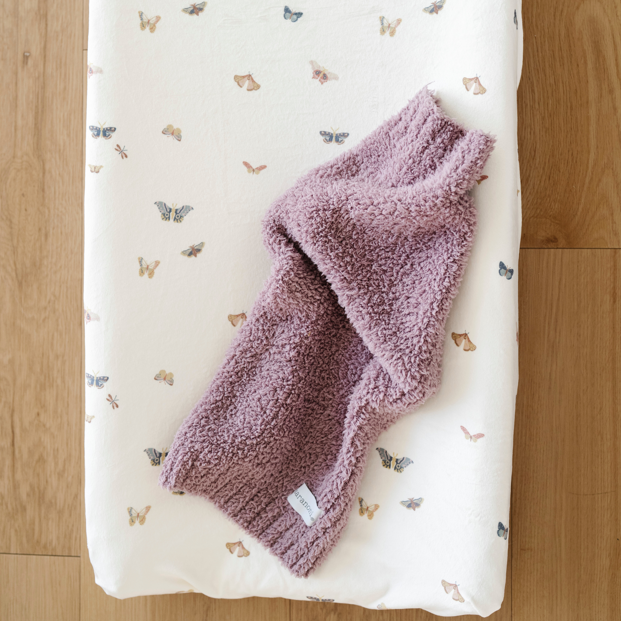 Saranoni Minky Stretch Luxe Changing Covers in Butterfly - photo