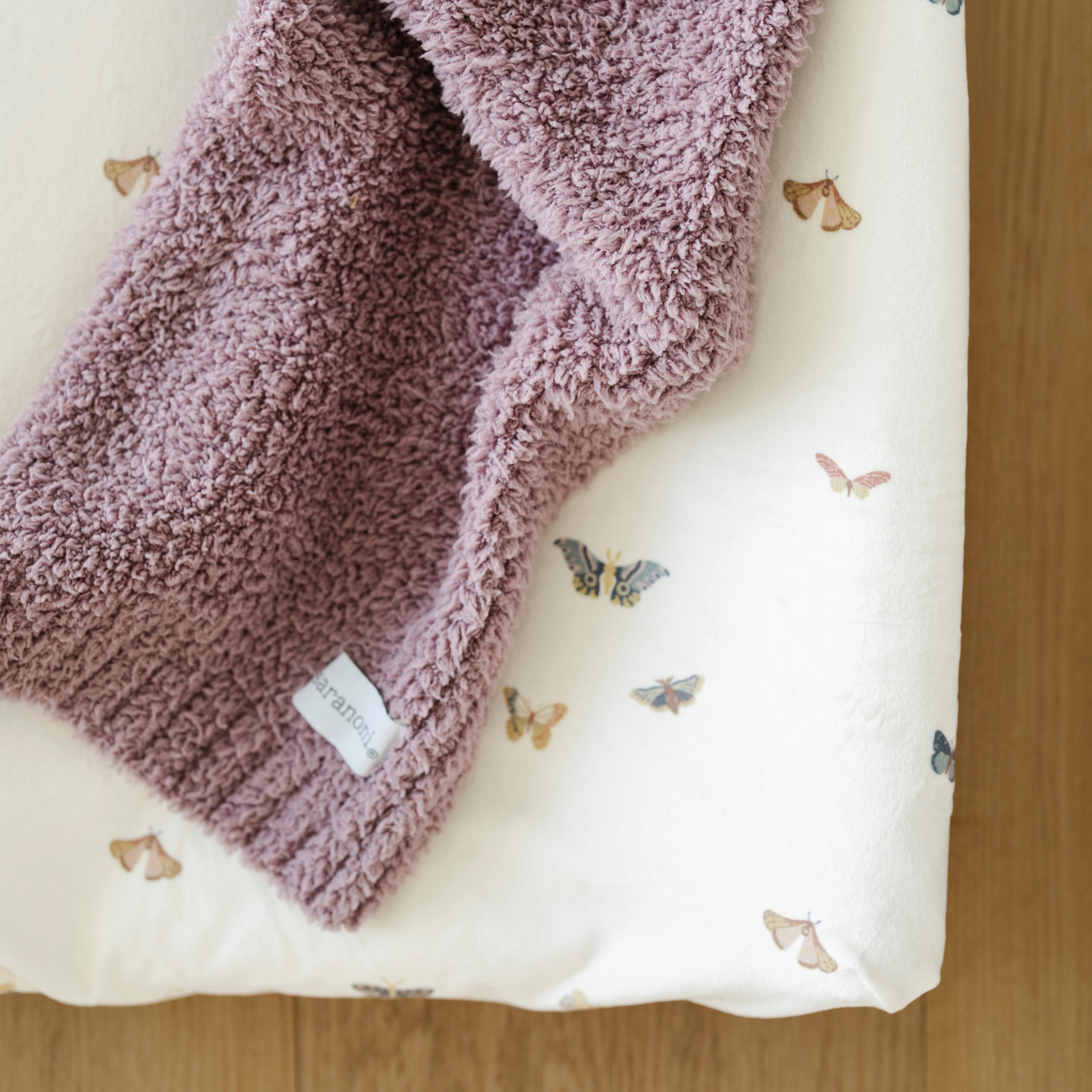 MINKY STRETCH LUXE CRIB SHEETS in Butterfly - photo