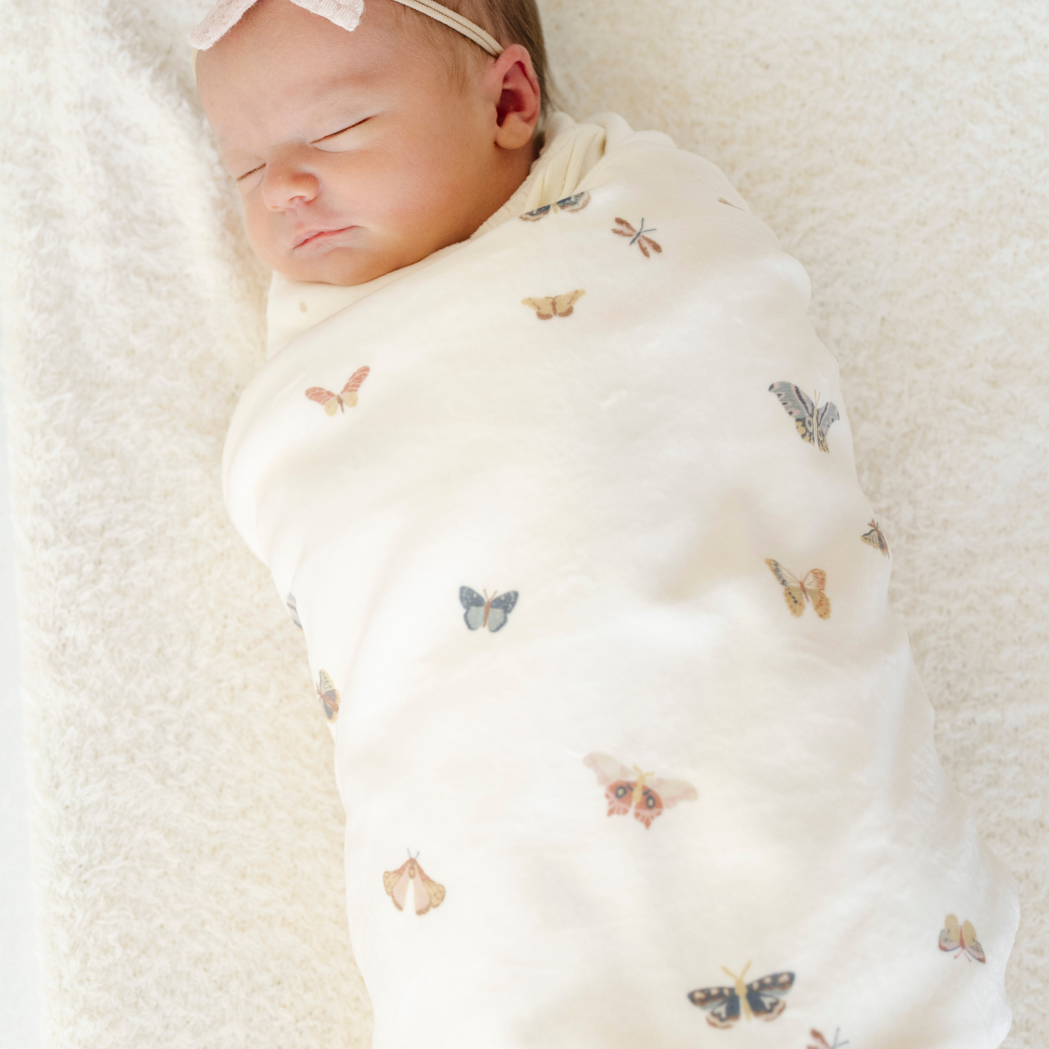 MINKY STRETCH LUXE SWADDLE/BLANKET in Butterfly - photo