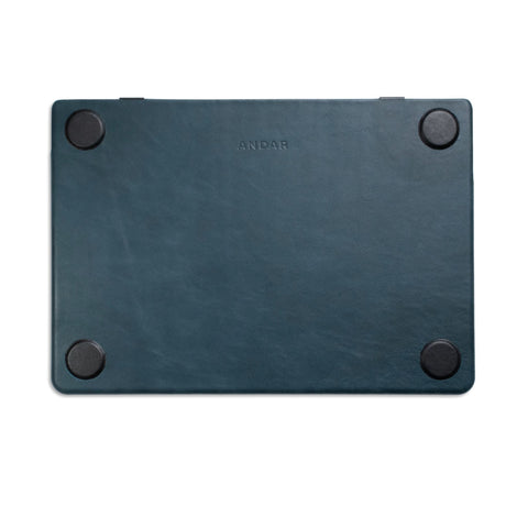 The Helm in - Cases photo