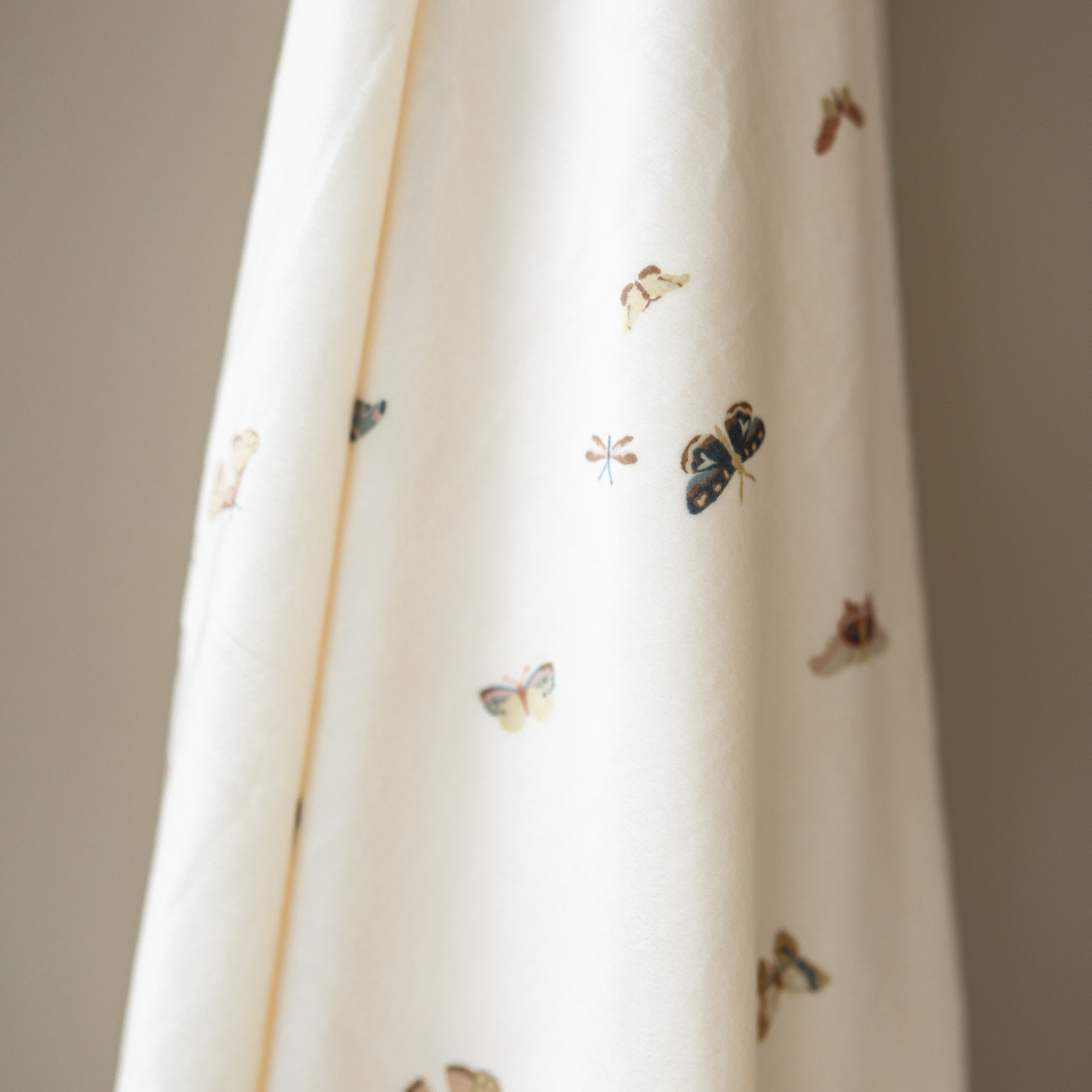 MINKY STRETCH LUXE SWADDLE/BLANKET in - photo