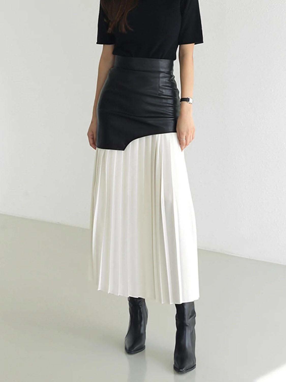 Pleated Contrast High Rise Skirt