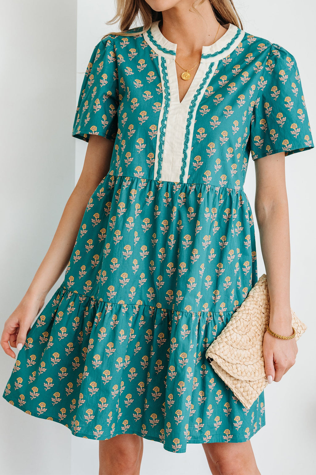 Clover Short Sleeve Floral Dress in - Floral Dresses photo