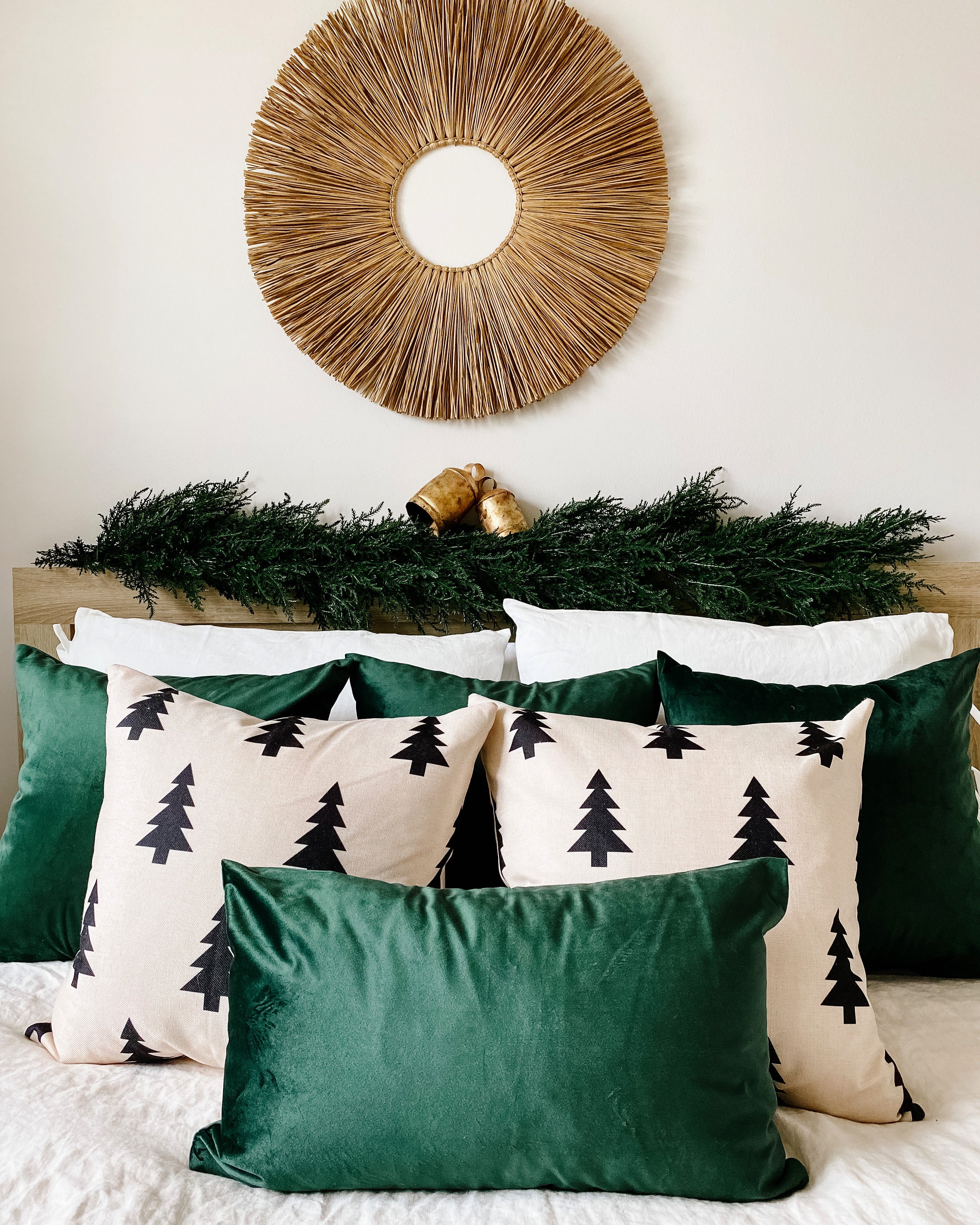 Luxor Lumbar Pillow Cover in - photo
