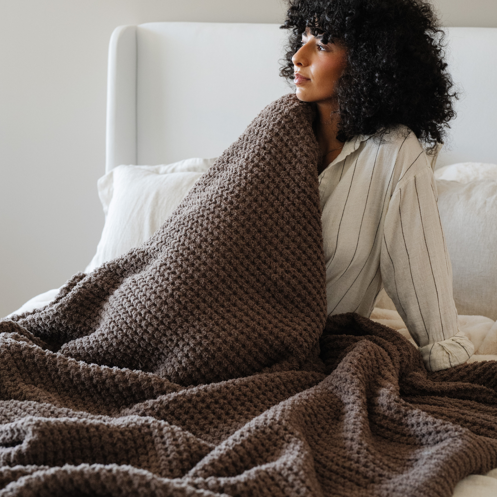 Saranoni Waffle Knit XL Throw Blankets in - photo