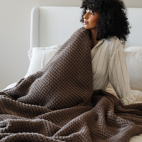 Saranoni Waffle Knit XL Throw Blankets in - photo