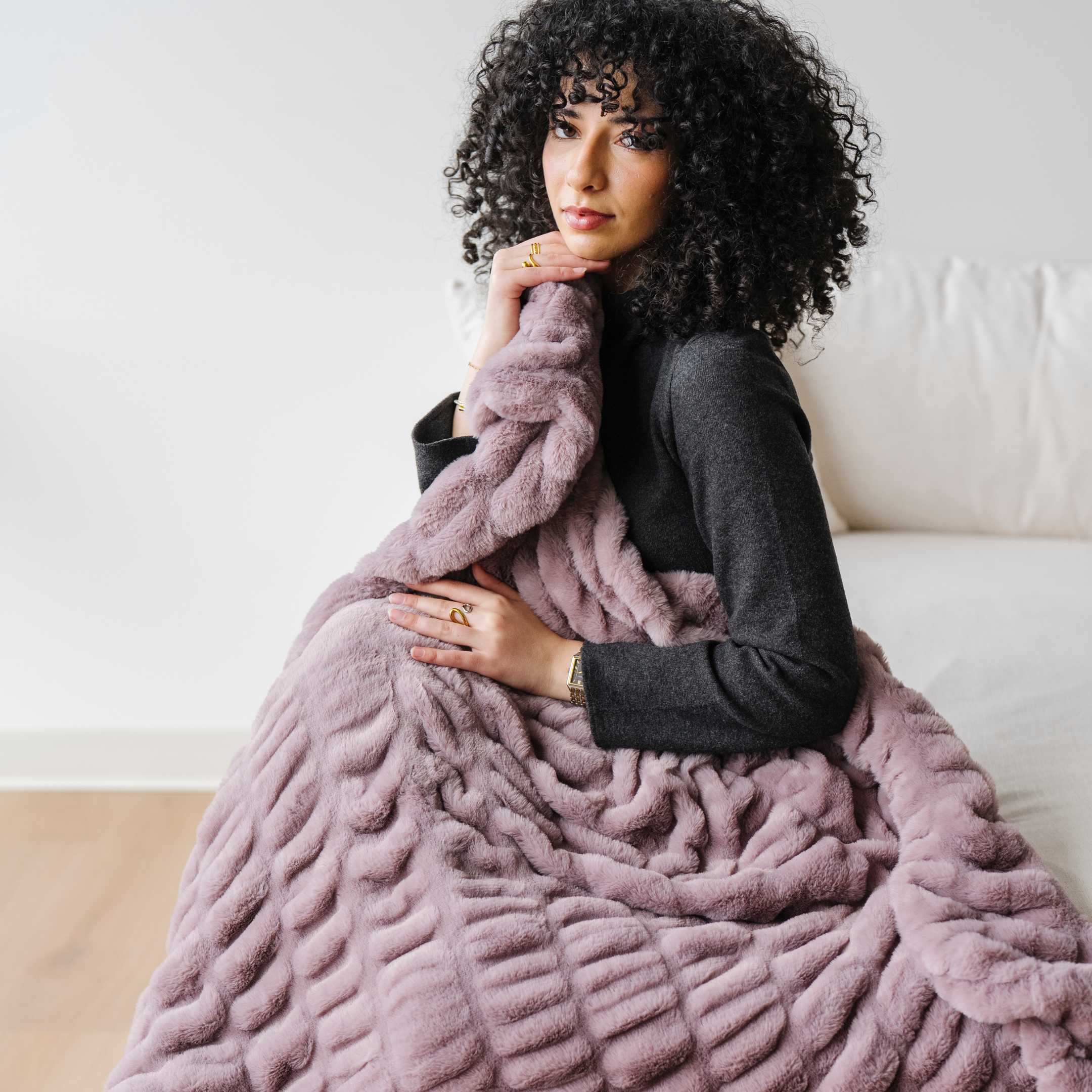 Saranoni Double Ruched XL Faux Fur XL Throw Blankets - Woodrose