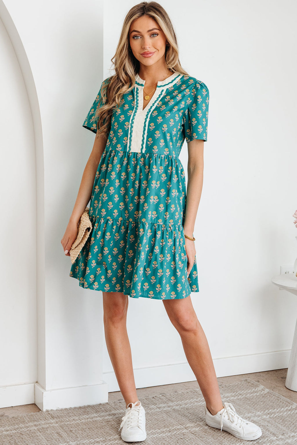 Clover Short Sleeve Floral Dress in - Floral Dresses photo
