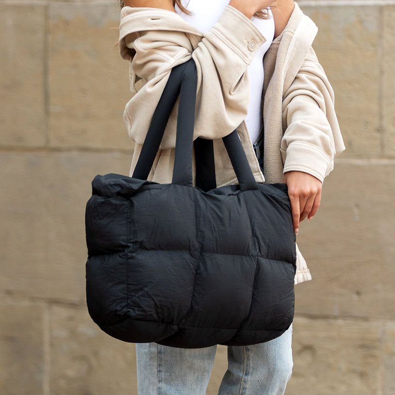 Daphne Puffer Tote in - photo