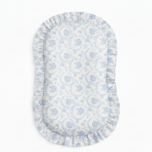 Blue Chinoiserie Ruffle Baby Lounger Cover in - photo