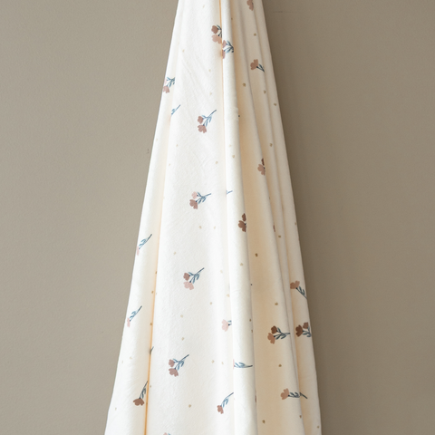 MINKY STRETCH LUXE SWADDLE/BLANKET in - photo