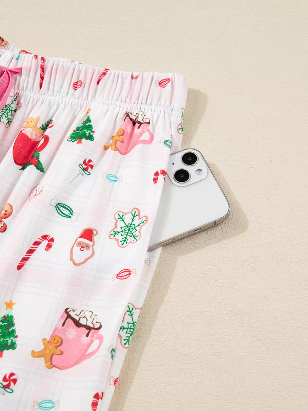 Christmas Spirit Cute Holiday Print Short Sleeve Shirt and Pants 2pcs Pajama Set in - photo