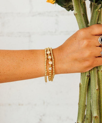 Mama Bracelet Set in - Jewelry photo