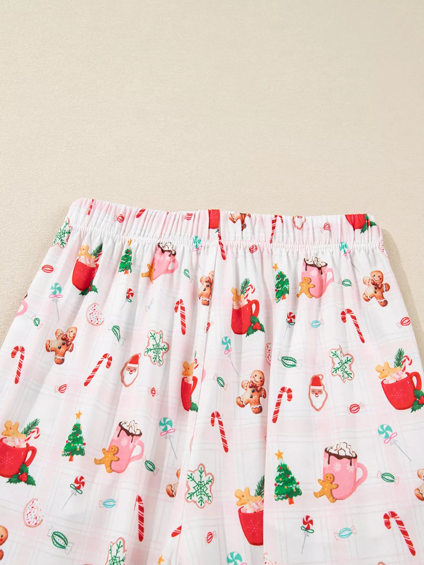 Christmas Spirit Cute Holiday Print Short Sleeve Shirt and Pants 2pcs Pajama Set in - photo