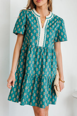 Clover Short Sleeve Floral Dress in - Floral Dresses photo