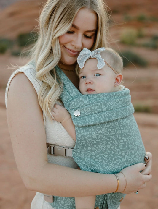 Monroe x Coco Bloom – Neutral Cotton Baby Carrier (7–35 lbs) -