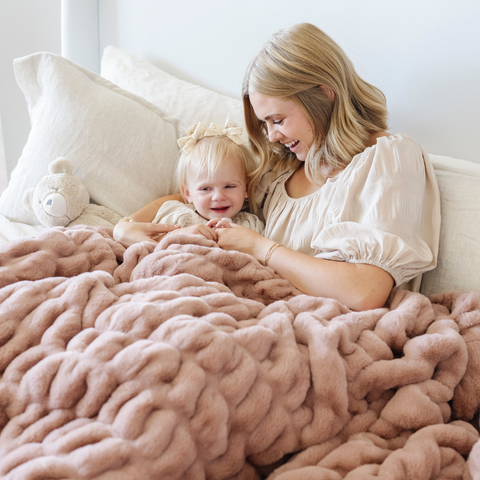 Saranoni Double Ruched XL Faux Fur XL Throw Blankets -