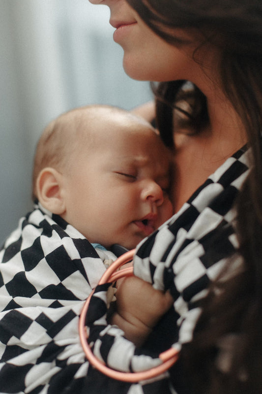 Black Race Ring Sling Carrier in - photo