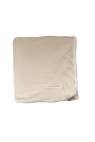 Little Mae & Co. Oat Ribbed Toddler Blanket in - photo