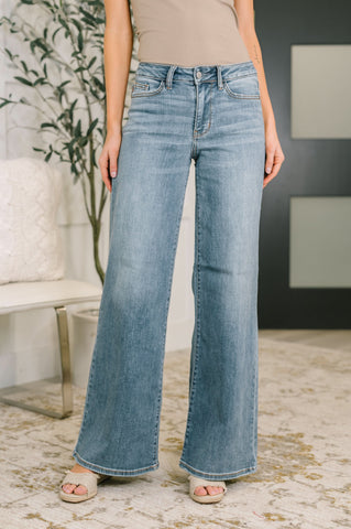Adrian Mid Rise Retro Wide Leg in - Womens photo